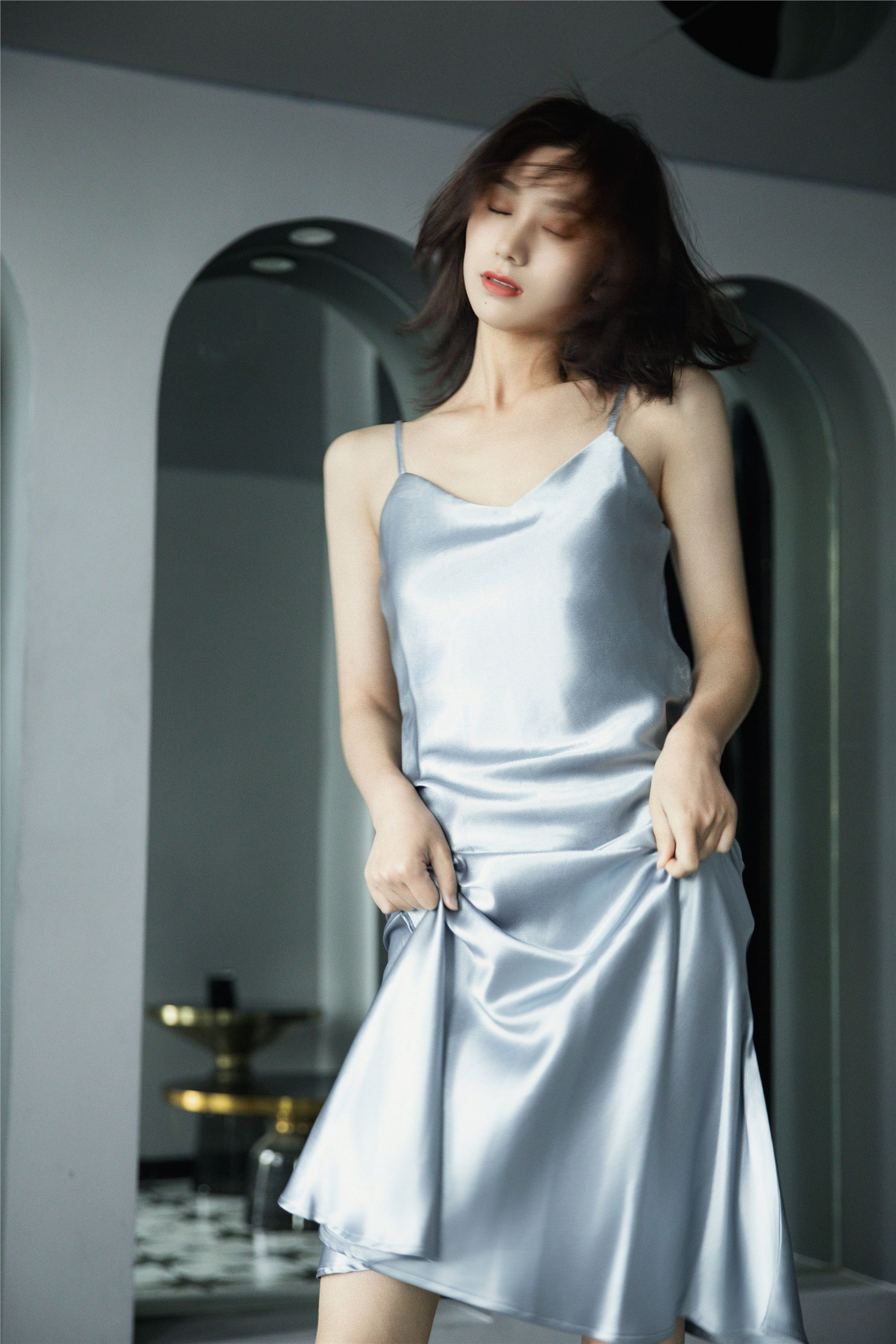 YITUYU艺图语 2025.01.29 LightBlue 敏敏